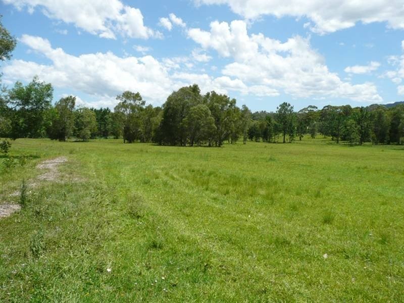 3 Yatama Place, Cooroibah QLD 4565