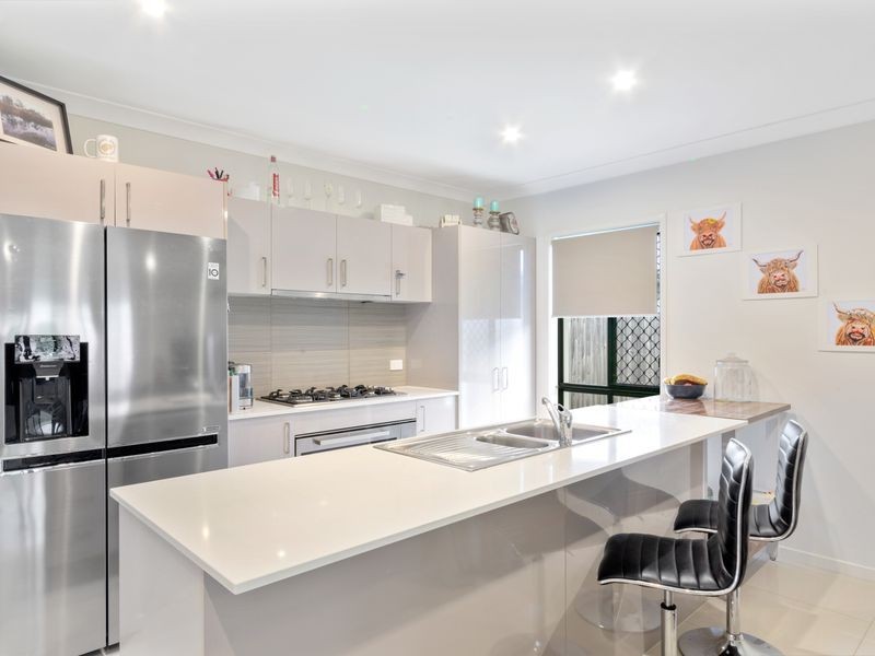 1 Radiata Place, Peregian Springs QLD 4573