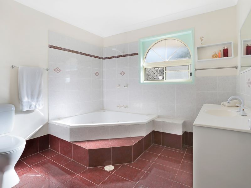 9 Paluma Street, Sunrise Beach QLD 4567