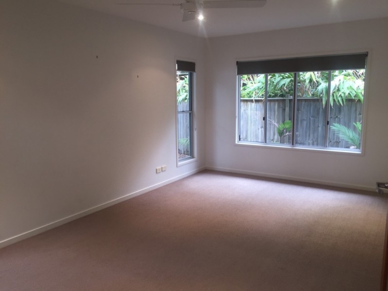 17 Laguna St, Boreen Point QLD 4565