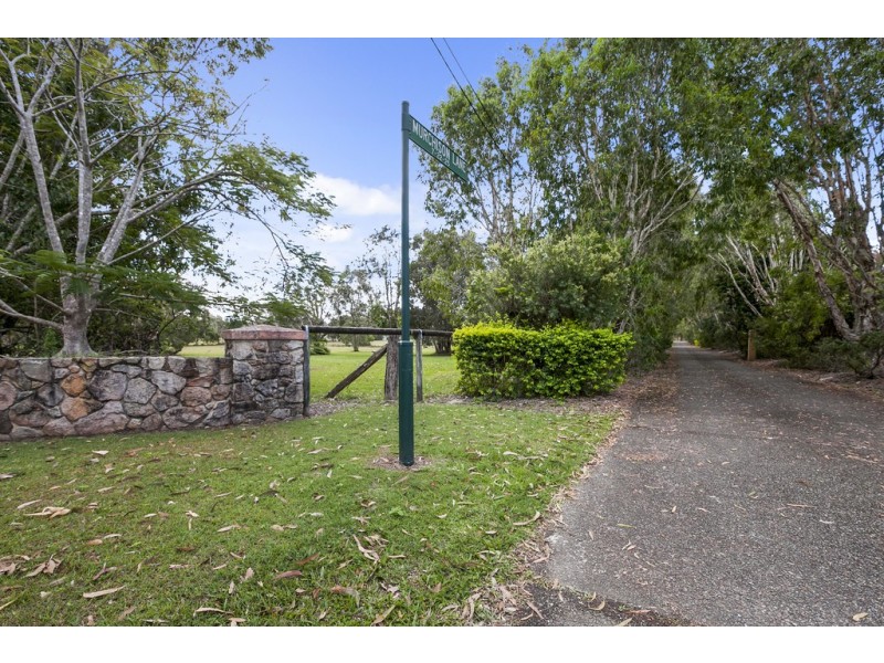 7 Murchison Lane, Cooroibah QLD 4565