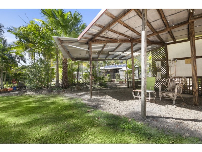 33 Illawarra Drive, Cooroibah QLD 4565