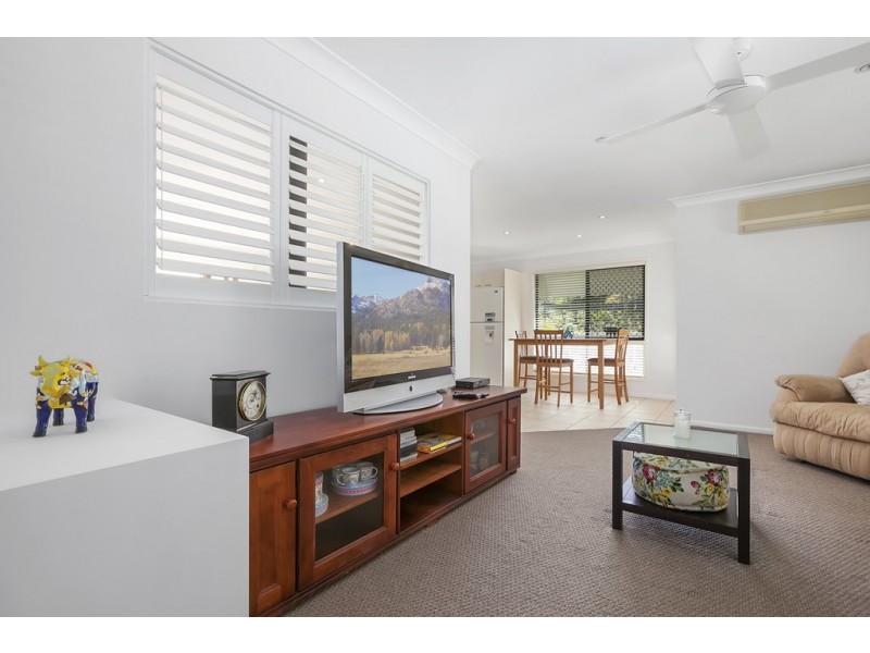 33 Illawarra Drive, Cooroibah QLD 4565