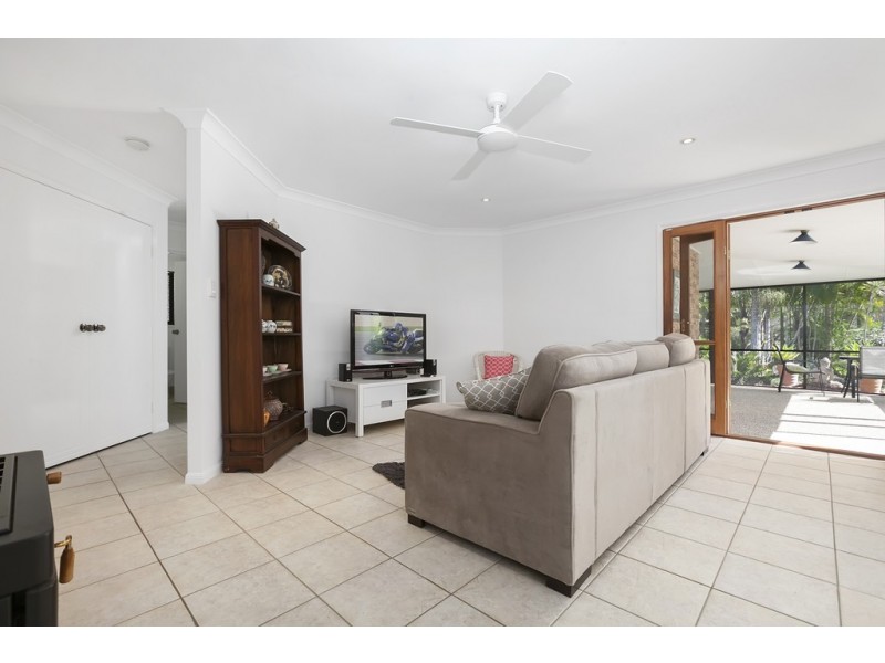 33 Illawarra Drive, Cooroibah QLD 4565