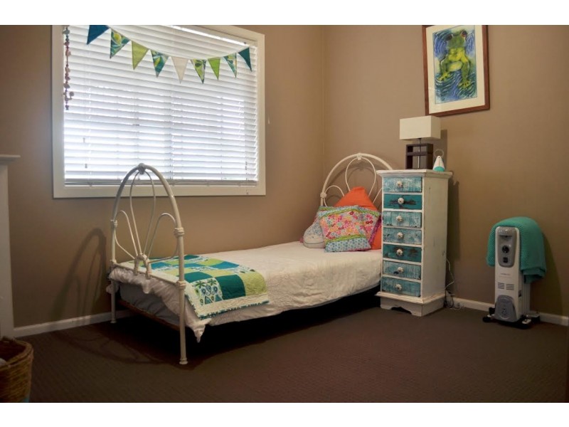 15 Glenridge Dr, Cooroibah QLD 4565