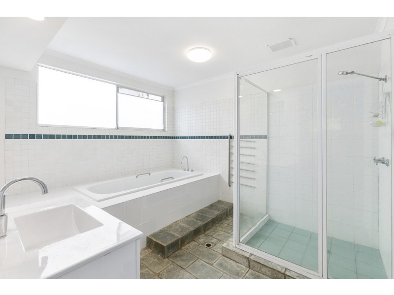 11 Goodwin Street, Tewantin QLD 4565