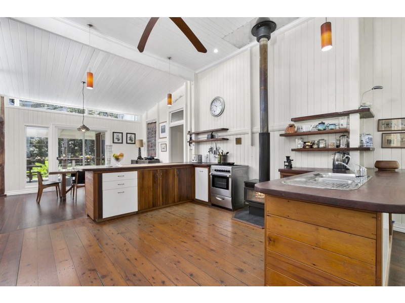 5 Kildeys Road, Cootharaba QLD 4565