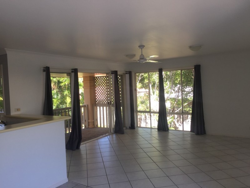 6 Honeyeater Ave, Noosaville QLD 4566