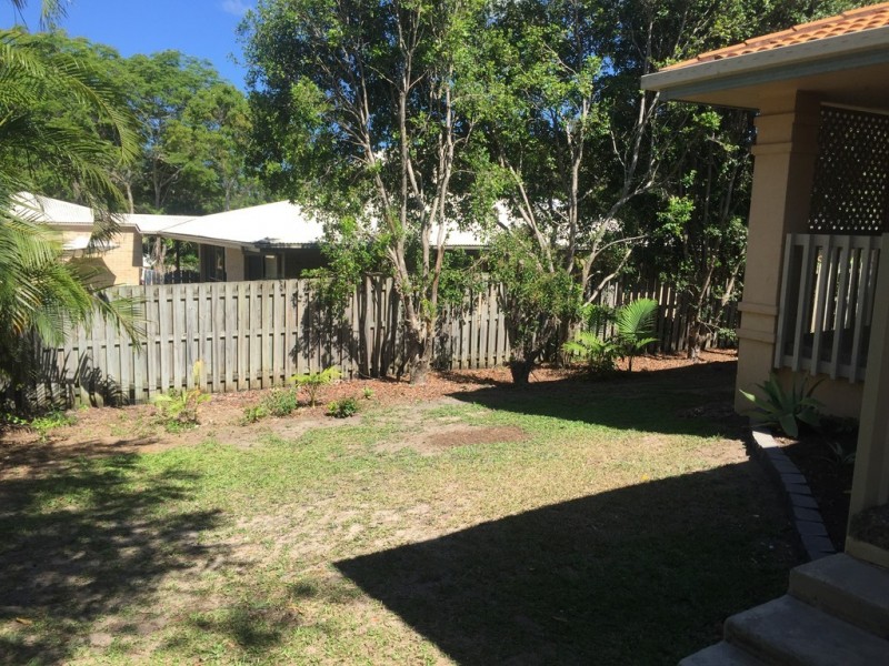 6 Honeyeater Ave, Noosaville QLD 4566