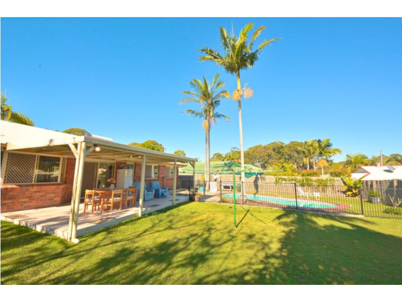 112 St Andrews Drive, Tewantin QLD 4565