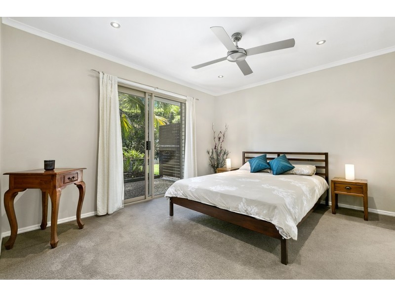 12 Lake Entrance Boulevard, Noosaville QLD 4566