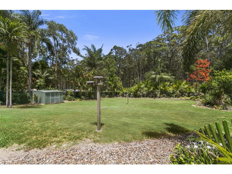12 Lake Entrance Boulevard, Noosaville QLD 4566