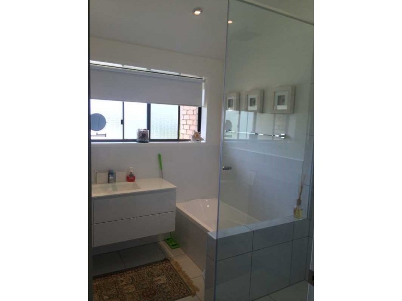 2/15 Solway  Drive, Sunshine Beach QLD 4567