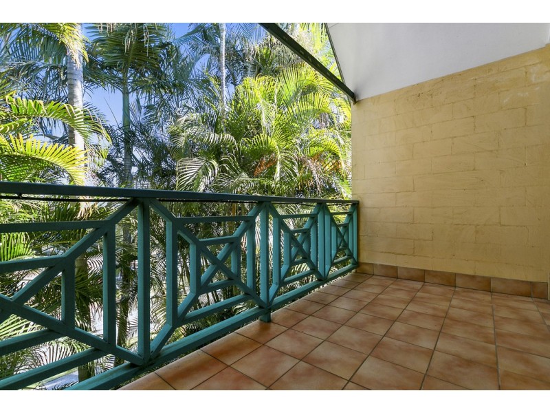 7/9 Lake Street, Tewantin QLD 4565