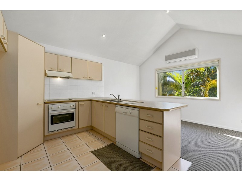 7/9 Lake Street, Tewantin QLD 4565