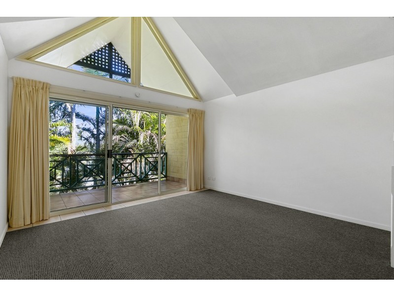 7/9 Lake Street, Tewantin QLD 4565