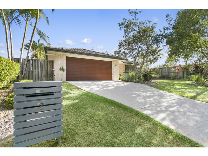 2 Bushlands Drive, Noosaville QLD 4566