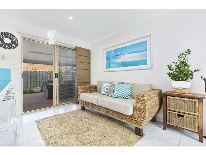 2 Bushlands Drive, Noosaville QLD 4566