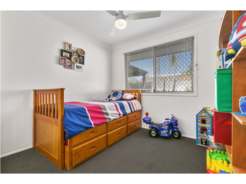 2 Bushlands Drive, Noosaville QLD 4566