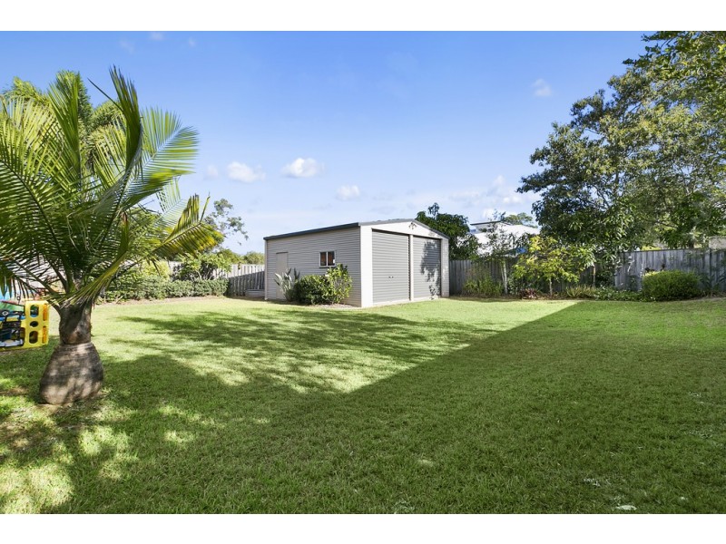2 Bushlands Drive, Noosaville QLD 4566