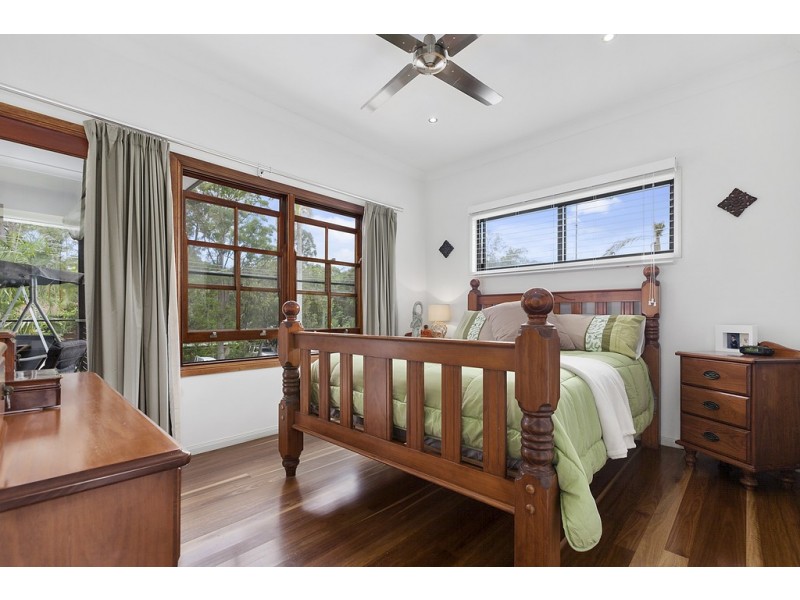 30 Pines Avenue, Cooroibah QLD 4565