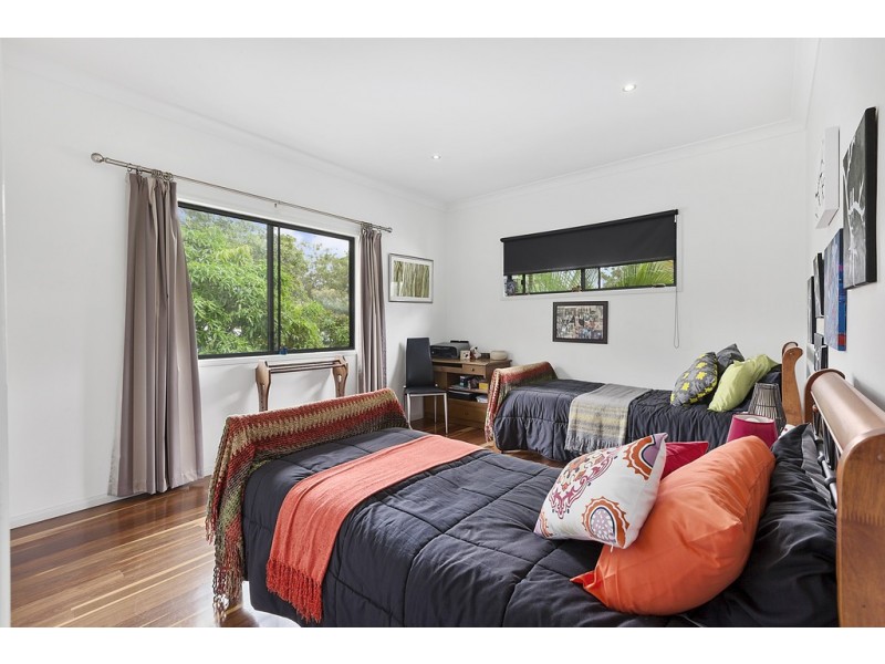 30 Pines Avenue, Cooroibah QLD 4565