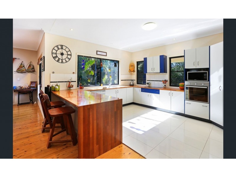 26 Coral Fern Drive, Cooroibah QLD 4565