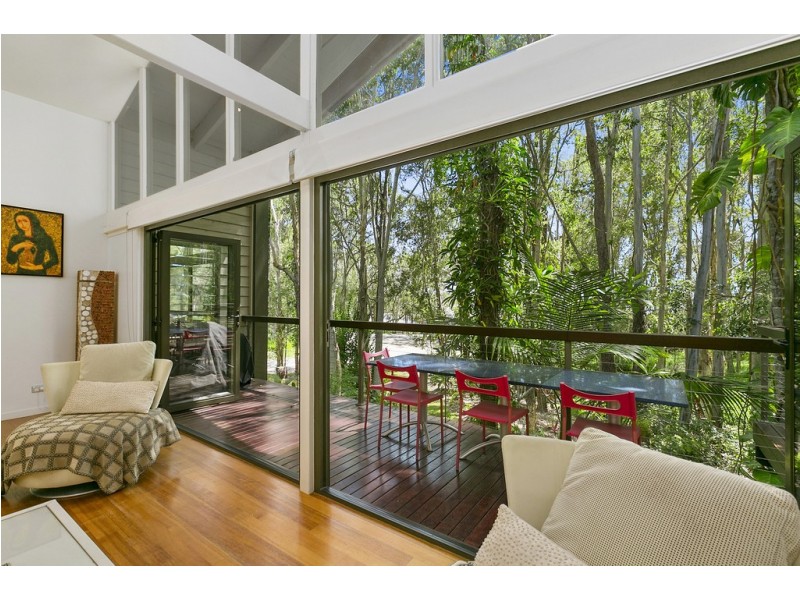 1 Lakeway Drive, Cooroibah QLD 4565