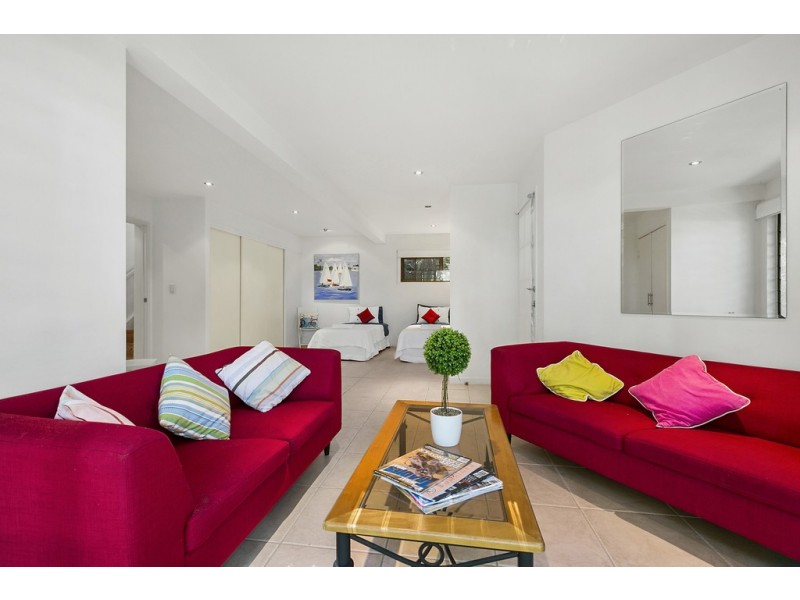 1 Lakeway Drive, Cooroibah QLD 4565