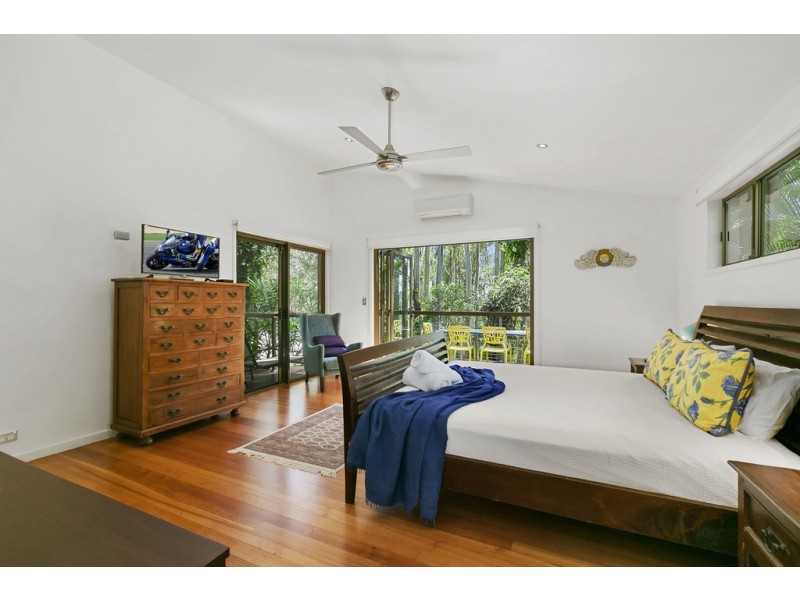 1 Lakeway Drive, Cooroibah QLD 4565