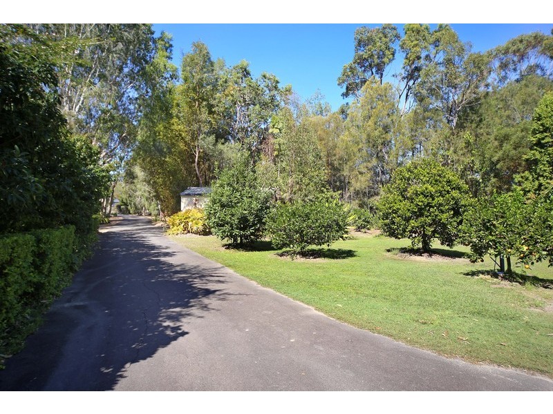 255 Lake Cooroibah Road, Cooroibah QLD 4565