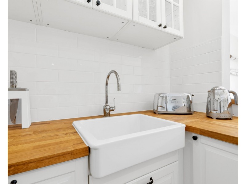 4/9 Beacon Court, Sunrise Beach QLD 4567