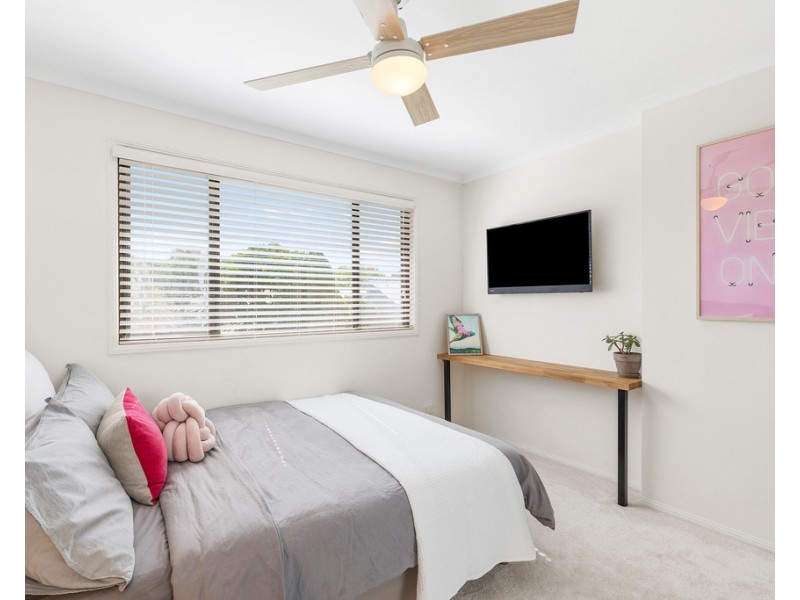 4/9 Beacon Court, Sunrise Beach QLD 4567