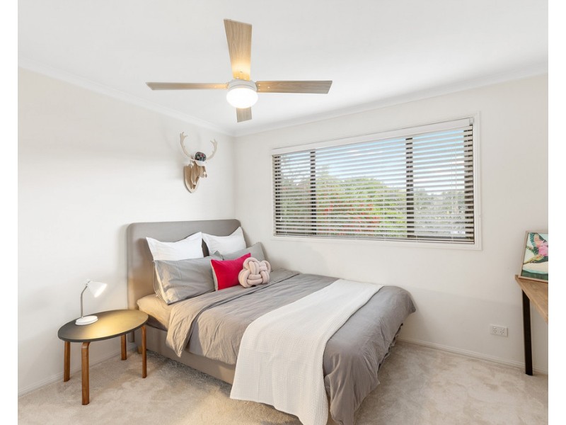 4/9 Beacon Court, Sunrise Beach QLD 4567