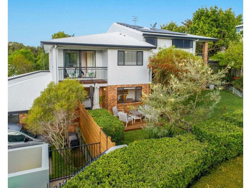 4/9 Beacon Court, Sunrise Beach QLD 4567