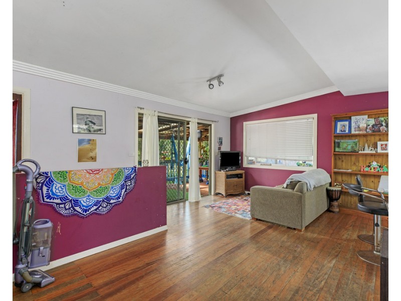 3 Pines Avenue, Cooroibah QLD 4565