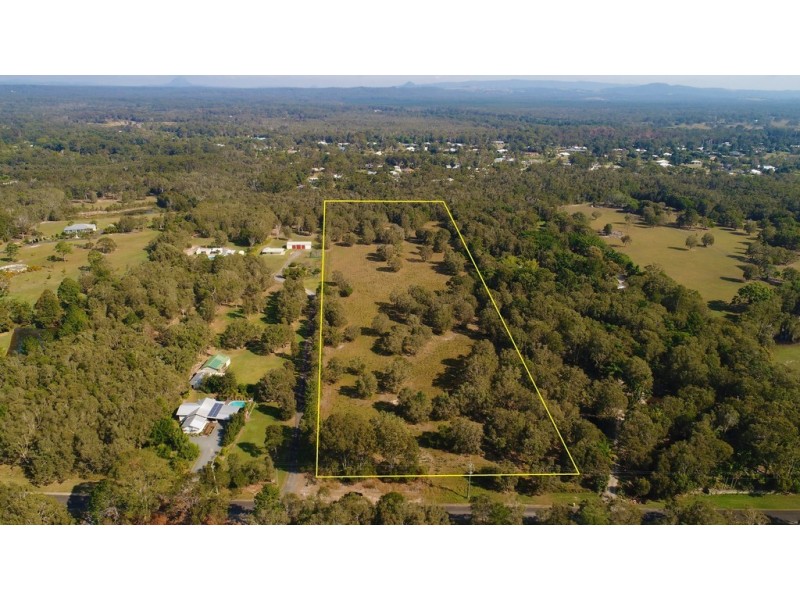 15 Jirrima Crescent, Cooroibah QLD 4565