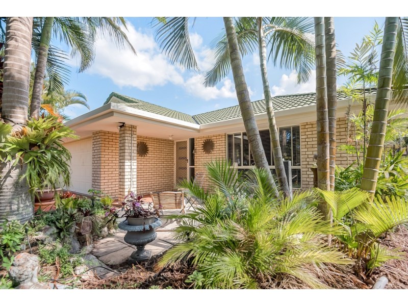 100 Furness Drive, Tewantin QLD 4565