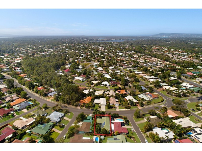 100 Furness Drive, Tewantin QLD 4565