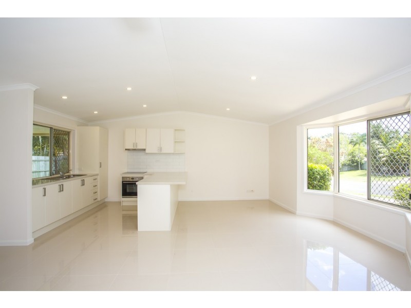 2 Troon Court, Tewantin QLD 4565