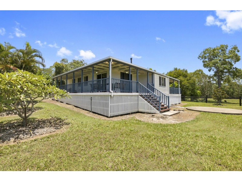 132 Illoura Place, Cooroibah QLD 4565