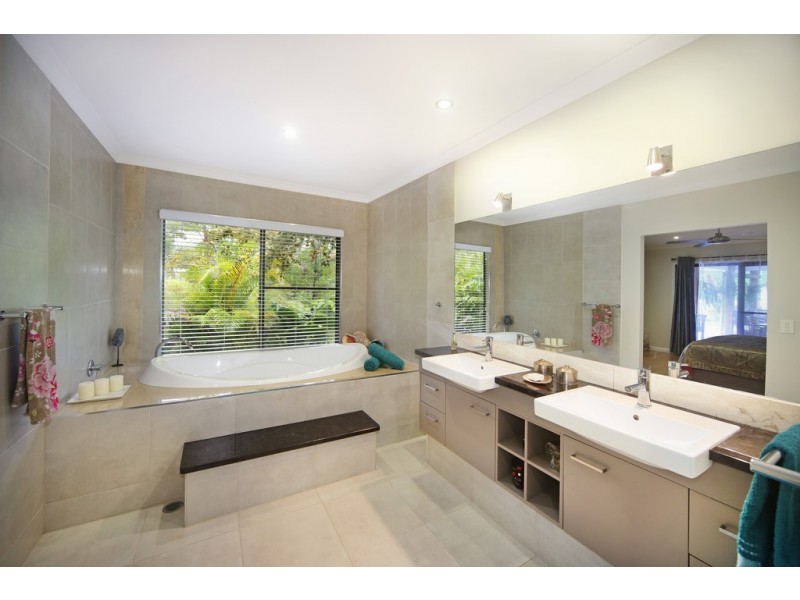 37 Botanica Circuit, Doonan QLD 4562
