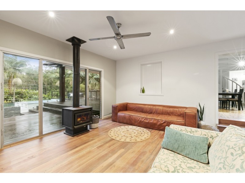 346 Lake Cooroibah Road, Cooroibah QLD 4565