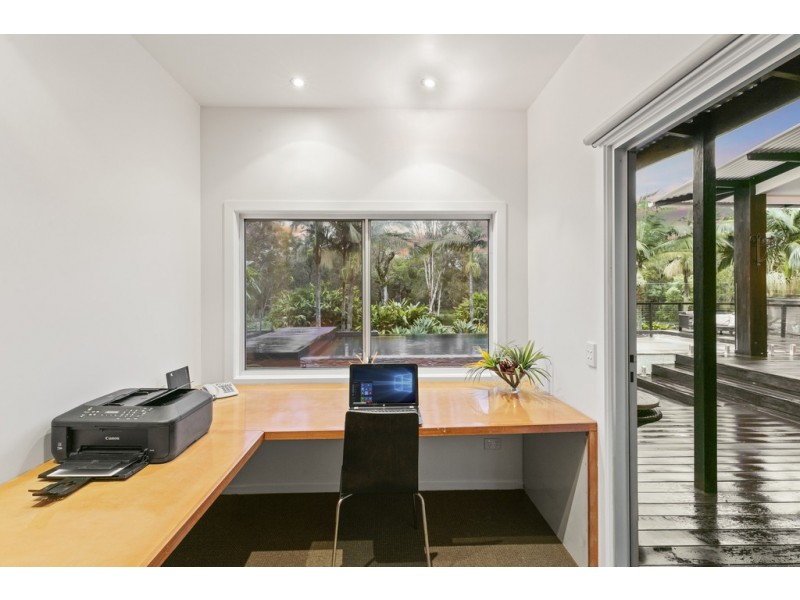 346 Lake Cooroibah Road, Cooroibah QLD 4565