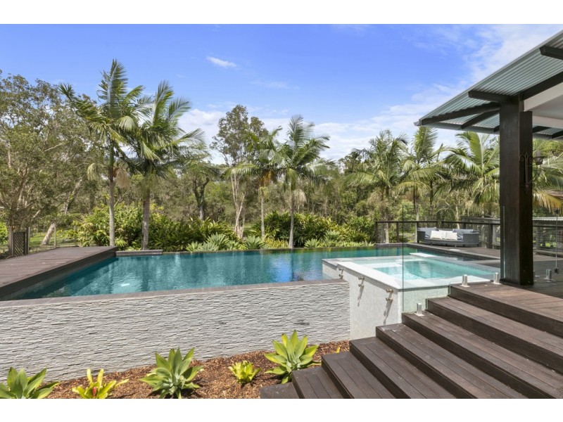 346 Lake Cooroibah Road, Cooroibah QLD 4565