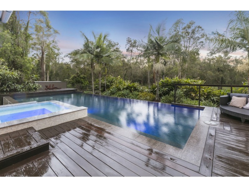 346 Lake Cooroibah Road, Cooroibah QLD 4565