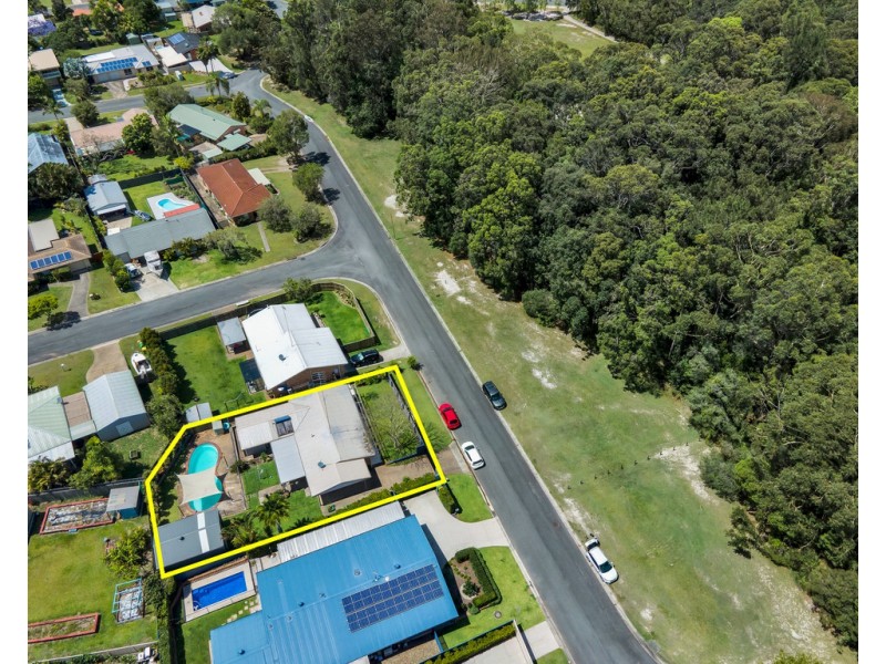 20 Gleneagles Drive, Tewantin QLD 4565