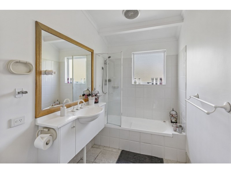 4/179 Weyba Road, Noosaville QLD 4566