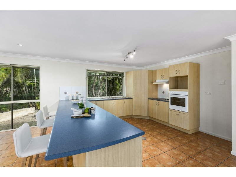 53 Coolah Place, Cooroibah QLD 4565