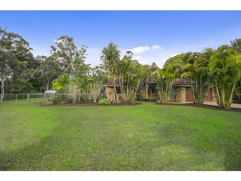 53 Coolah Place, Cooroibah QLD 4565